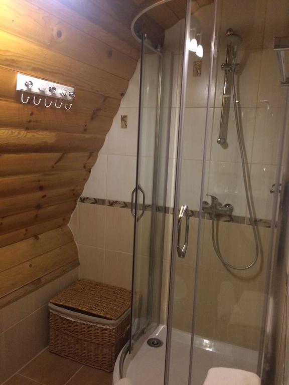 Viesu Nams Mezu 13 Hotell Ventspils Exteriör bild